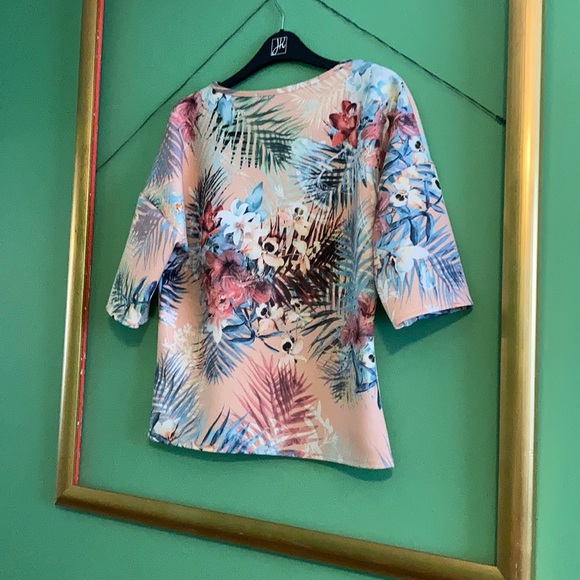 Atmosphere top - pastel flora print - Picture 4 of 6